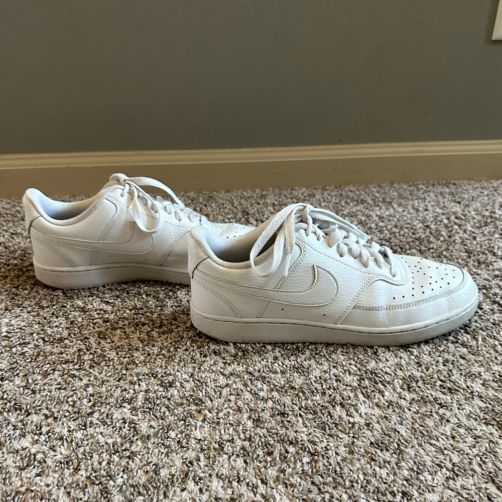 Men’s Nike sz 8.5
